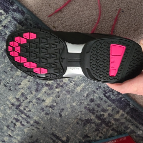 Puma Tazon Pink and Black Sneakers Size 10 - Picture 5 of 7